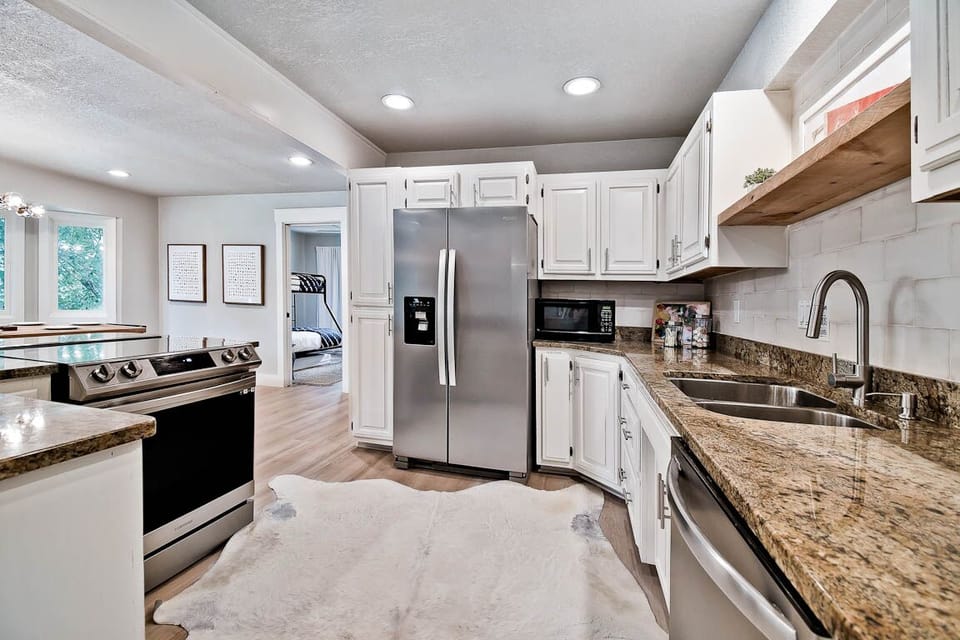 Full size refrigerator and pantry available for guests use