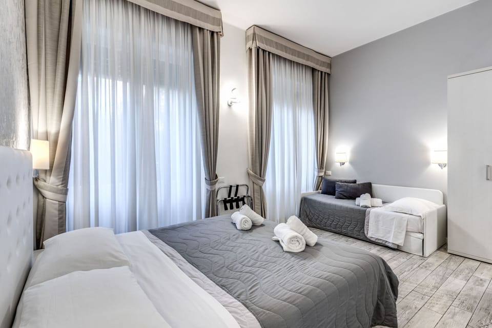 Premium bedding, pillowtop beds, minibar, in-room safe