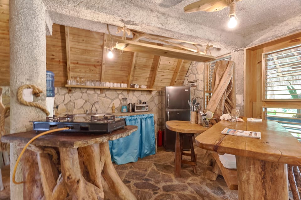 Superior Chalet, 2 Bedrooms, Private Pool, Pool View | Private kitchen | Highchair