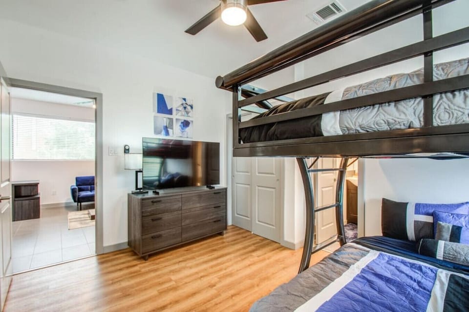 Full Over Full Bunk Bedroom (Back House)