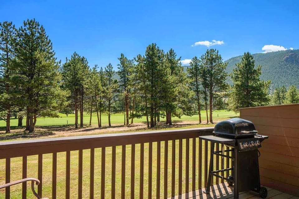 Gorgeous views from back deck.