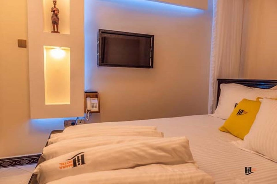 Deluxe Room | Individually decorated, individually furnished, desk, laptop workspace
