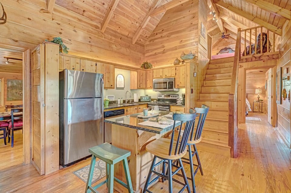 Kitchen--- Granite Counter-tops, Stainless Steel
