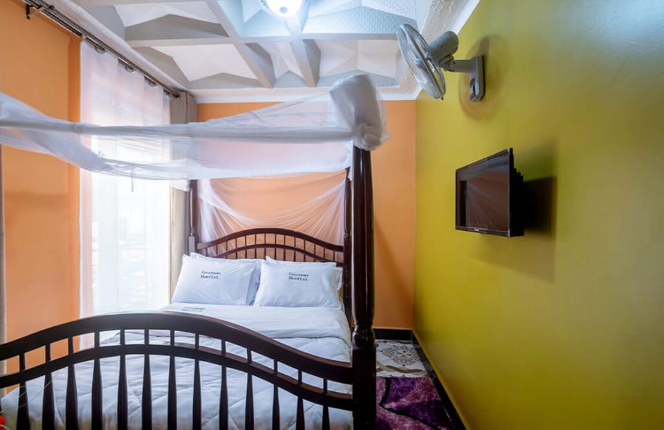 Standard Double Room | Memory foam beds, individually decorated, individually furnished, desk