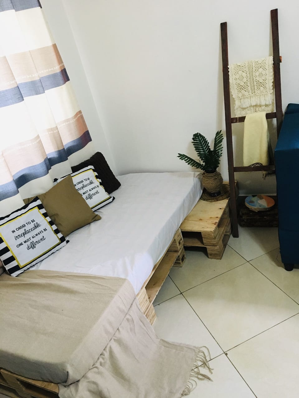Traditional Double Room | Living area | Toys