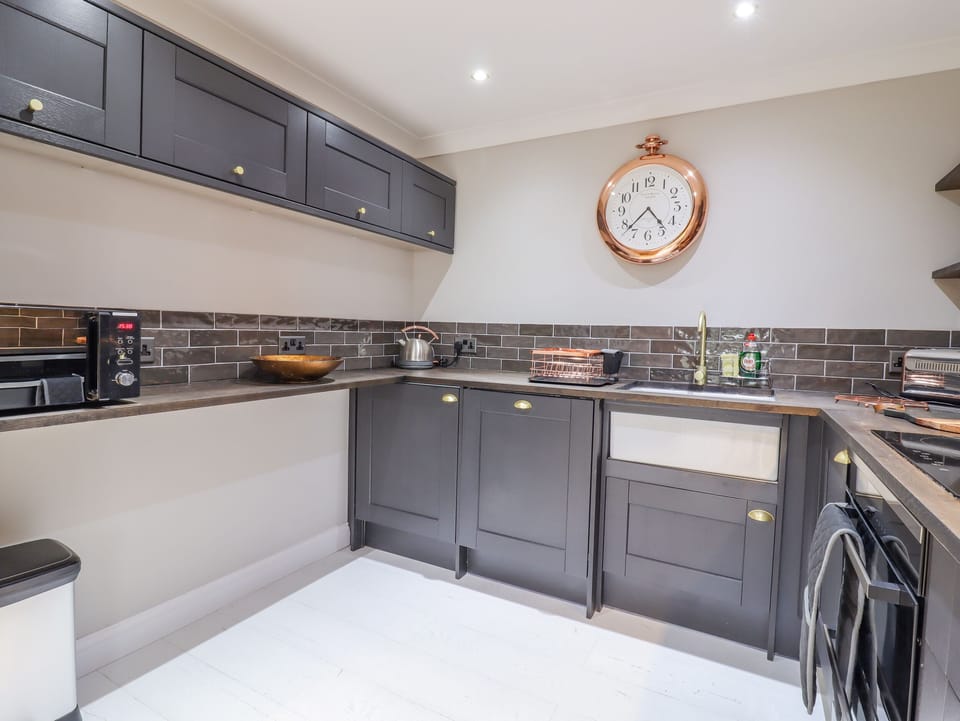 Fridge, dishwasher, electric kettle, toaster
