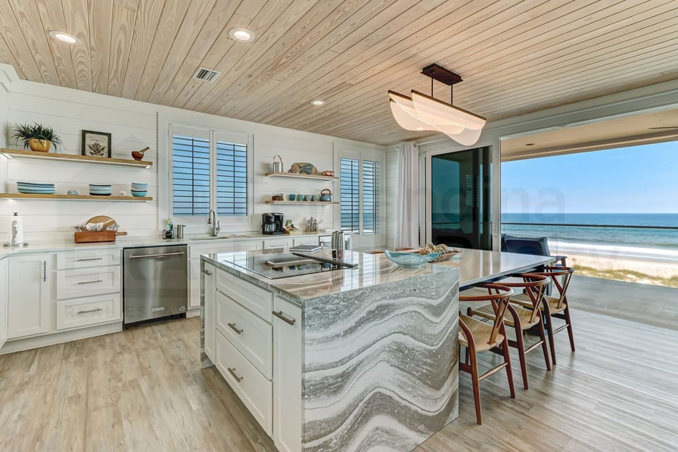 House, 3 Bedrooms | Private kitchen | Fridge, oven, coffee/tea maker, toaster