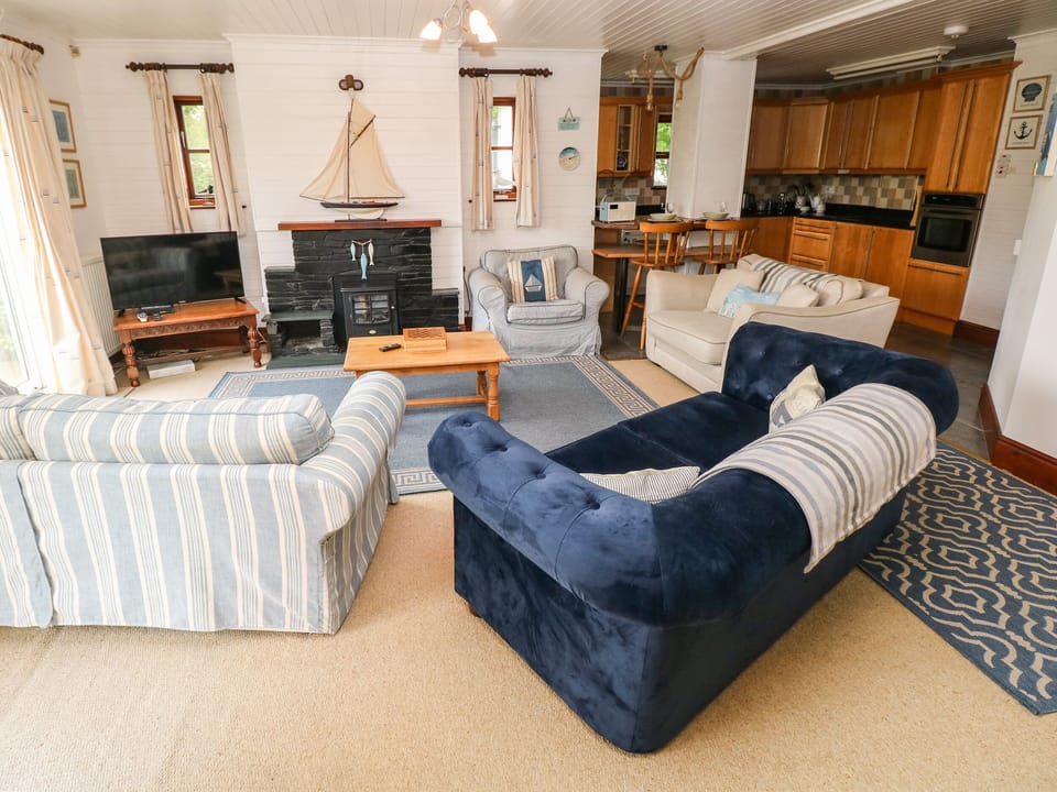 Cottage | Living area