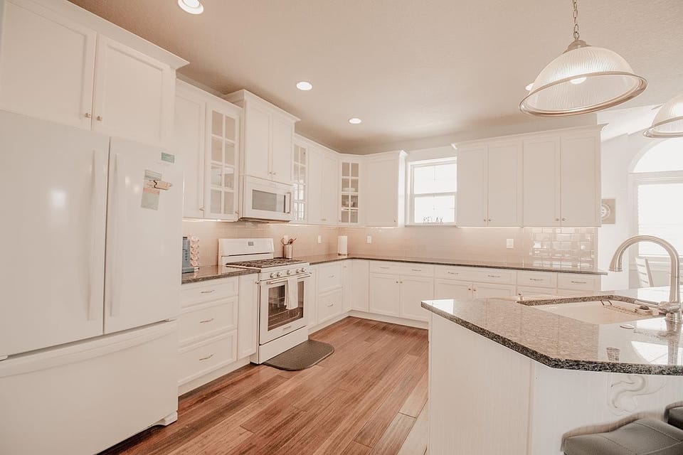 Kitchen (2)