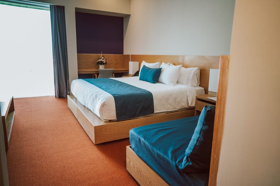 Standard Room, Mixed Dorm | Down comforters, pillowtop beds, in-room safe, desk