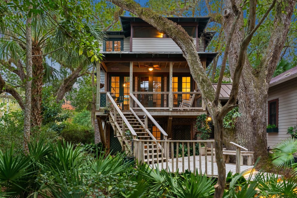 The Treehouse steps to the Village