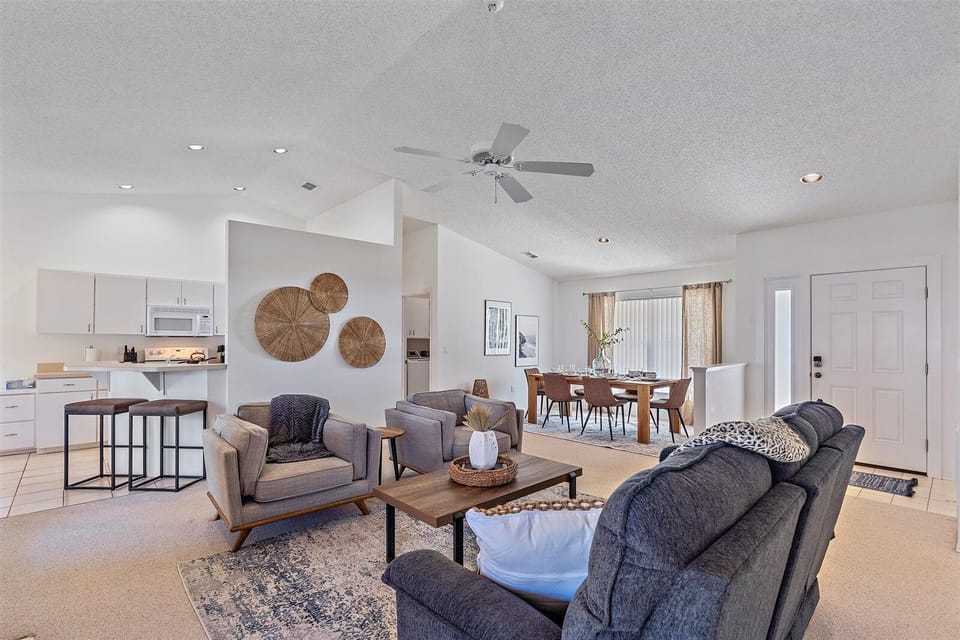 When you first enter the home, you are greeted with a stylish and modern design!
