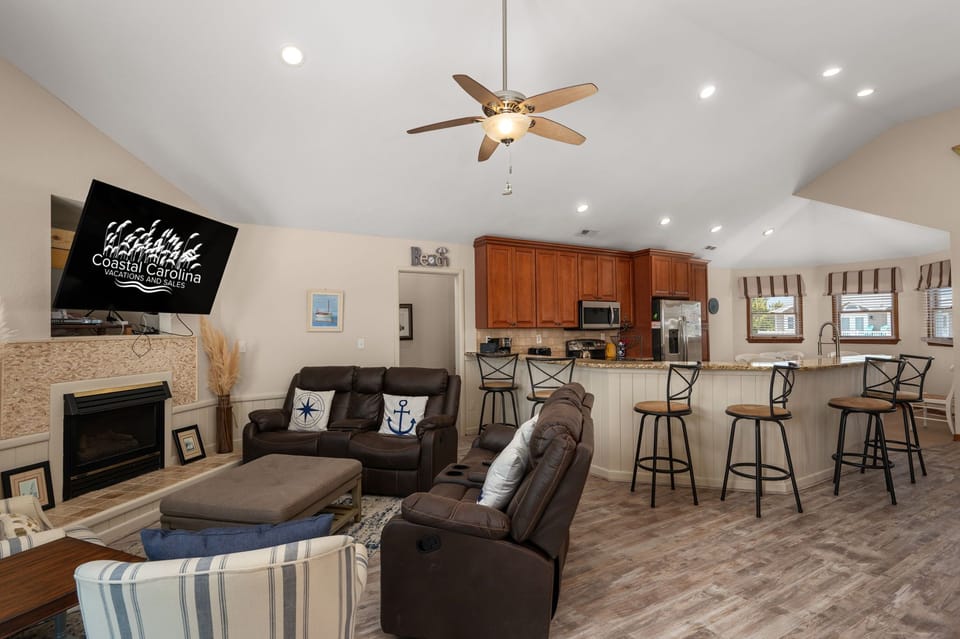 CP33: Purple Dandelion | TL Living Area - Deck Access, Fireplace Not Operational