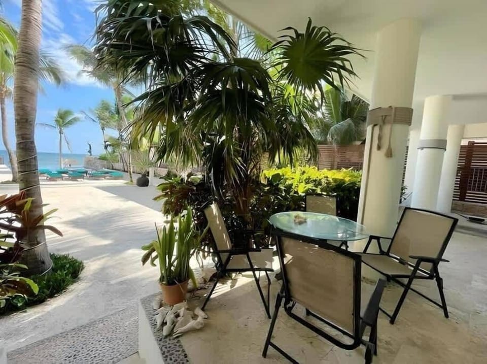 Balcony with seating and sea view