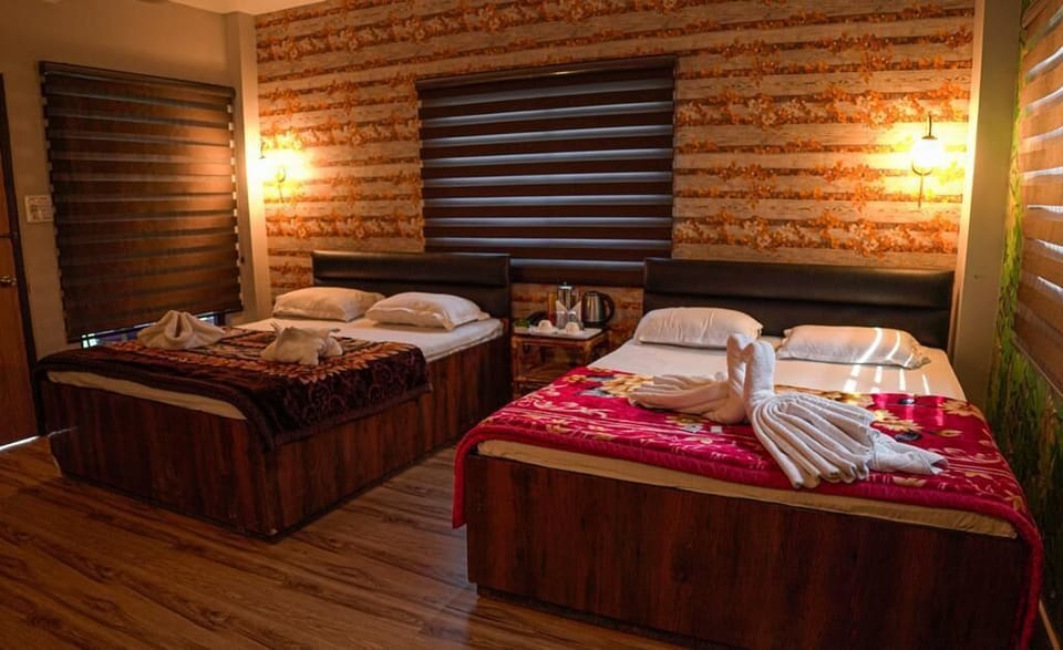 Free WiFi, bed sheets