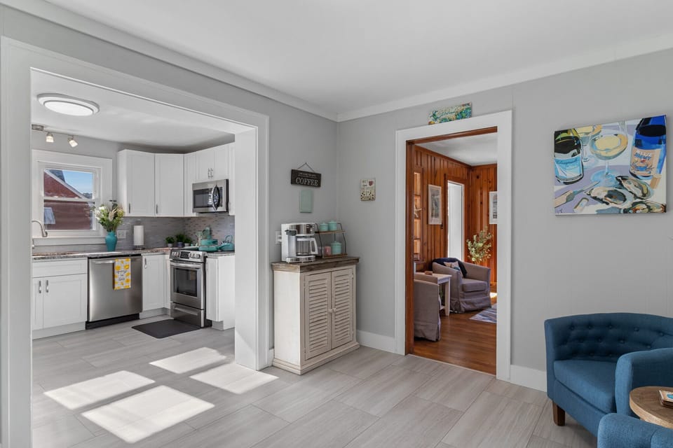 Open kitchen and sitting room