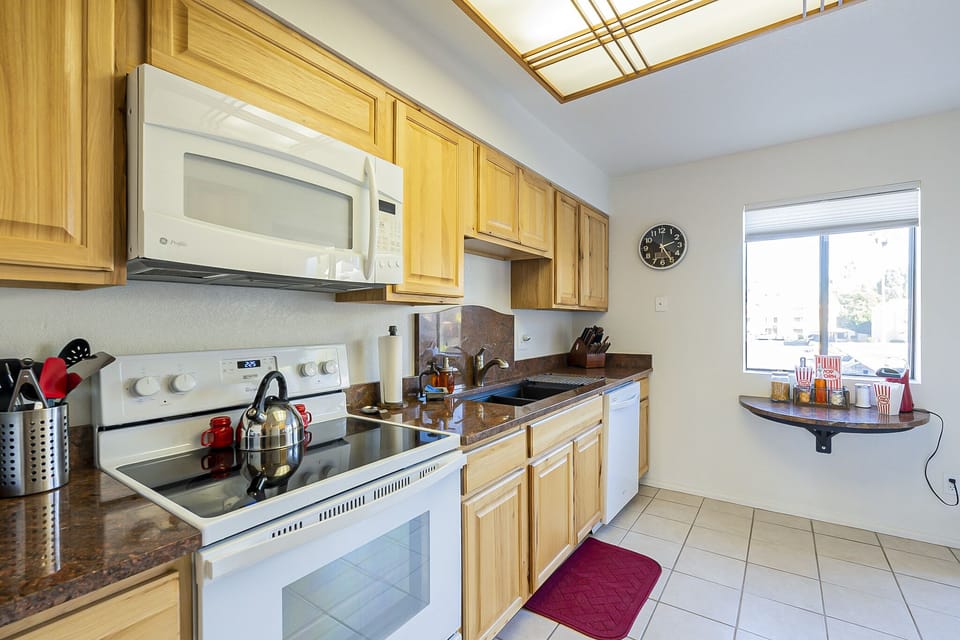 Kitchen as all the basics needed for a great stay.
