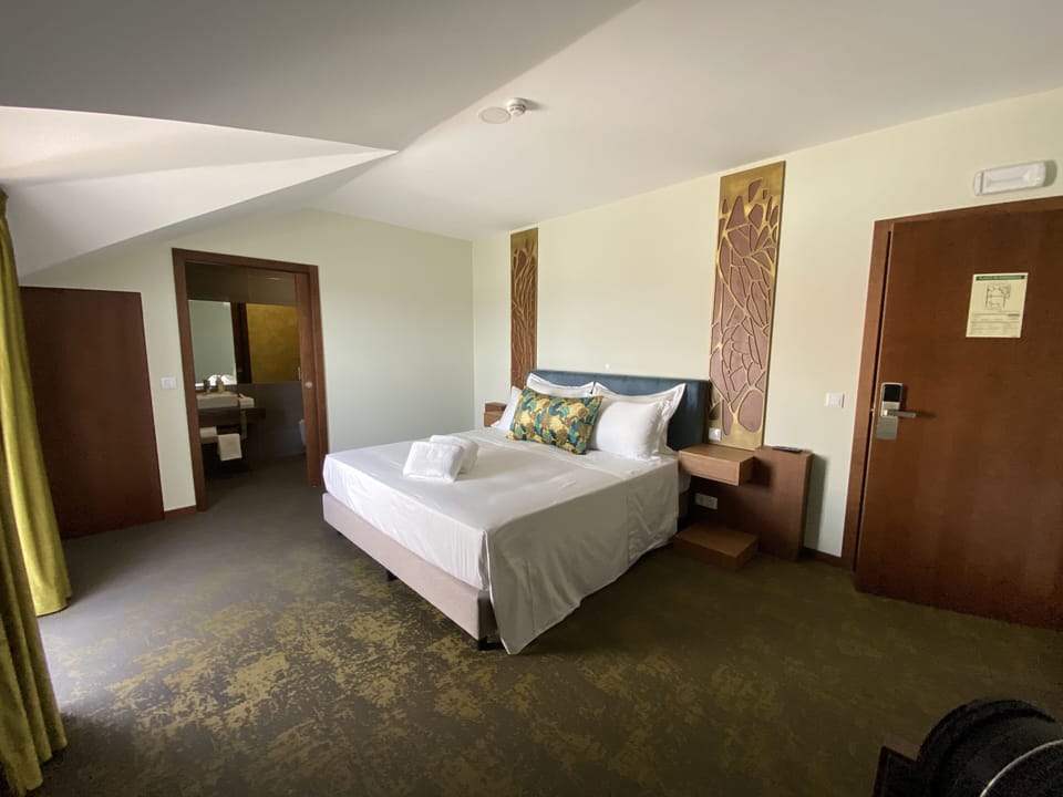 Superior Double Room, Non Smoking, Valley View | Individually decorated, individually furnished, soundproofing