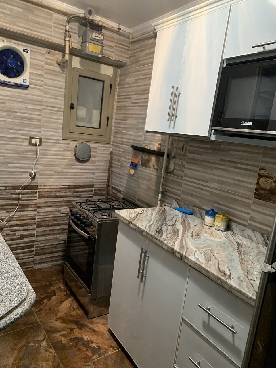 Kitchen cabinets with microwave 