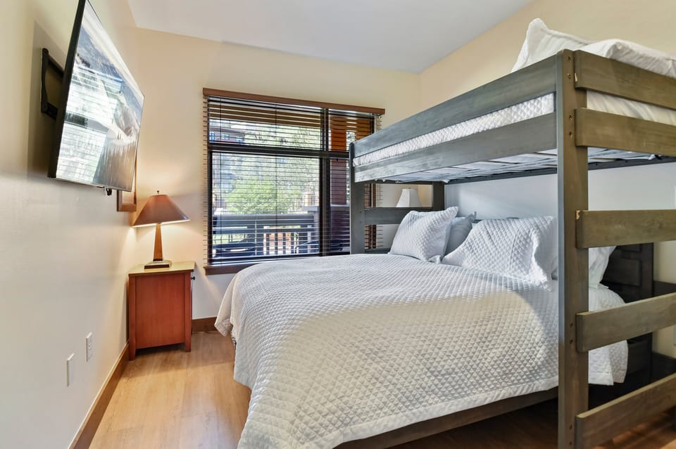 Bunk beds in second bedroom