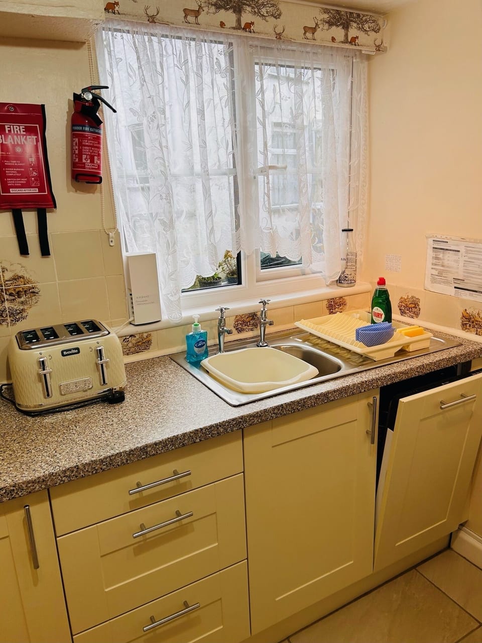 Fully equipped kitchen