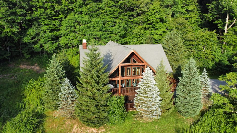 Over 4 private acres at your retreat