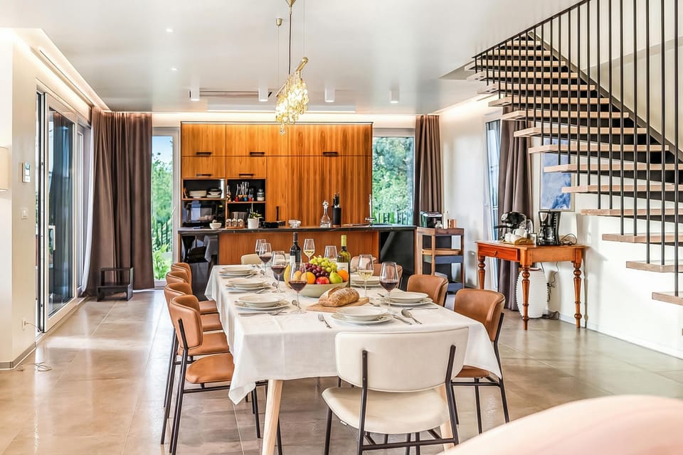 Family Villa, 4 Bedrooms, Balcony (Luxury Villa Sonia With Wellness &) | Dining