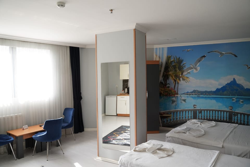 Standard Twin Room | Egyptian cotton sheets, premium bedding, minibar, free WiFi