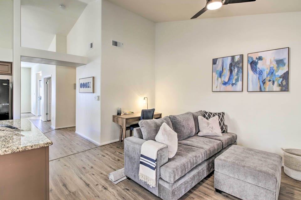 Additional Living Space | Smart TV