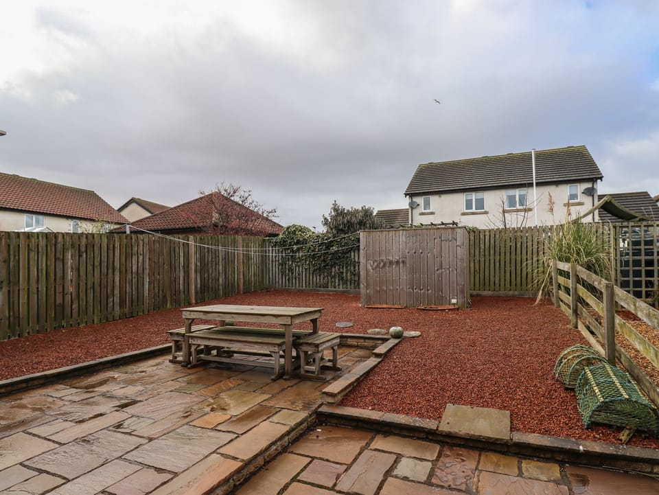 Cottage | Property grounds