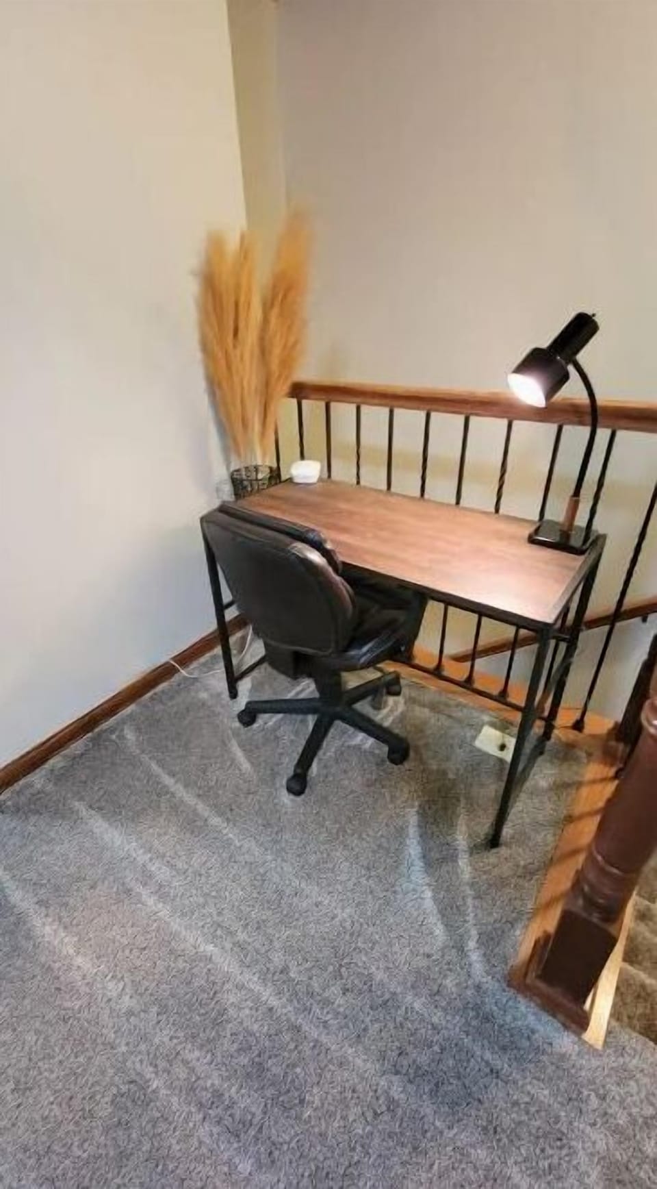 Desk/office area 2nd floor
