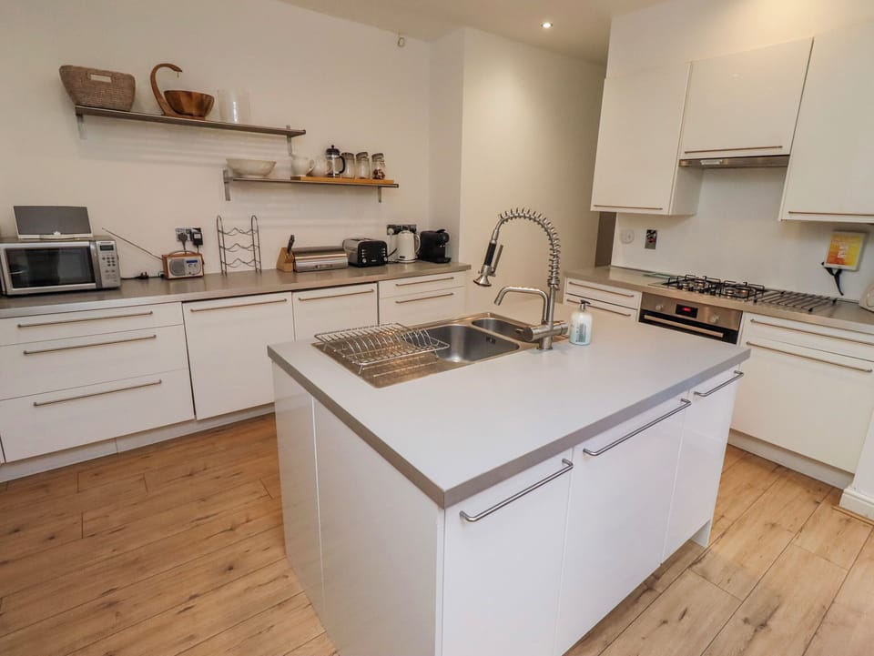 Cottage | Interior