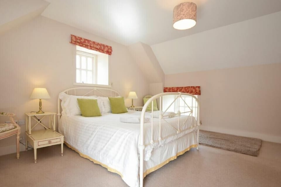 Sea Breeze Cottage in England