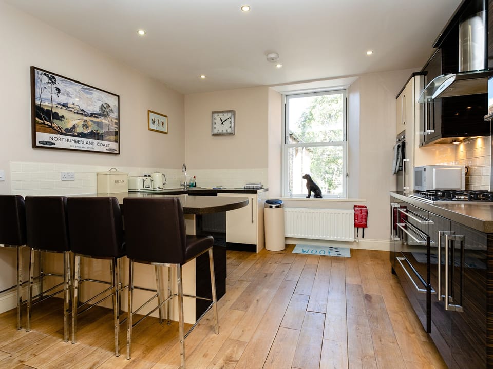 Cottage | Interior