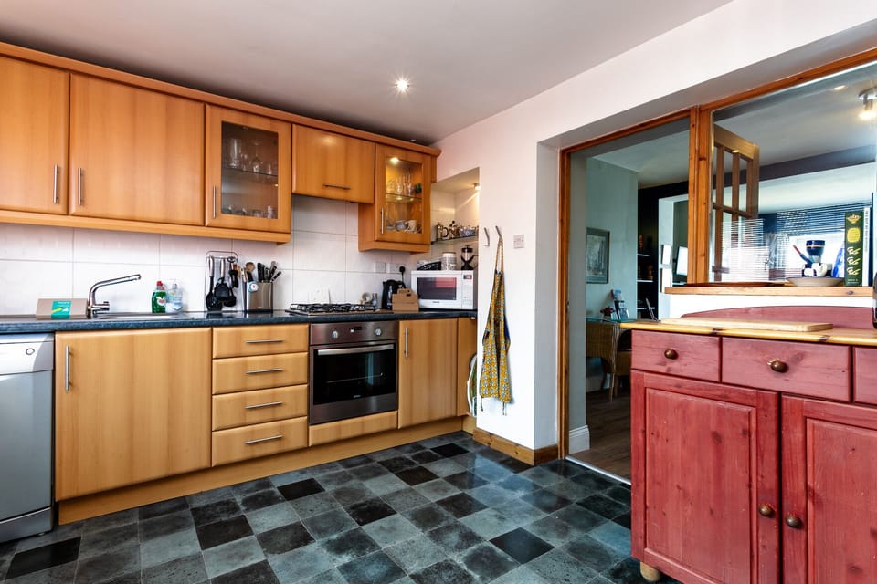 Cottage | Interior