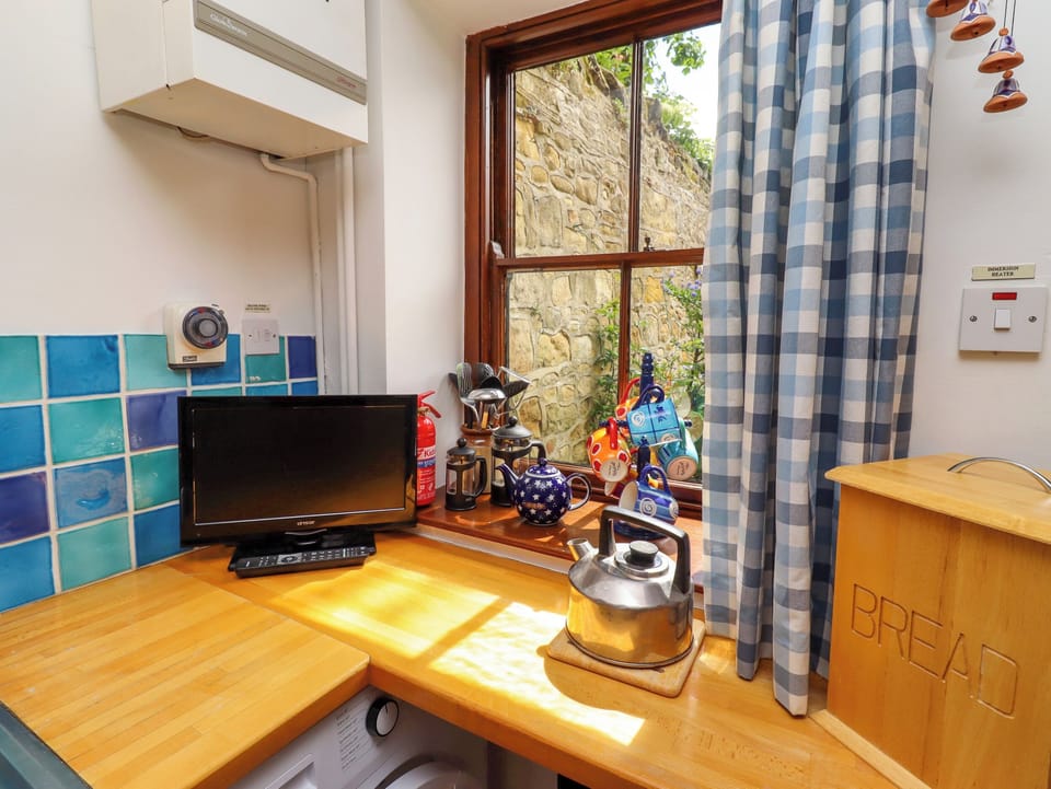 Cottage | Interior