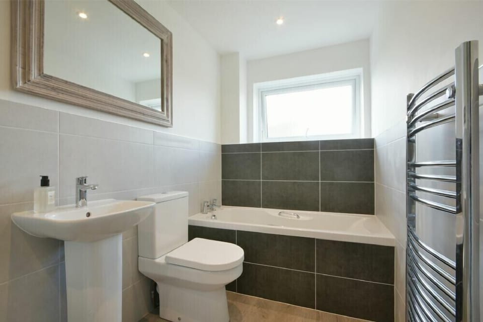 Coastal Plaice Cottage in England