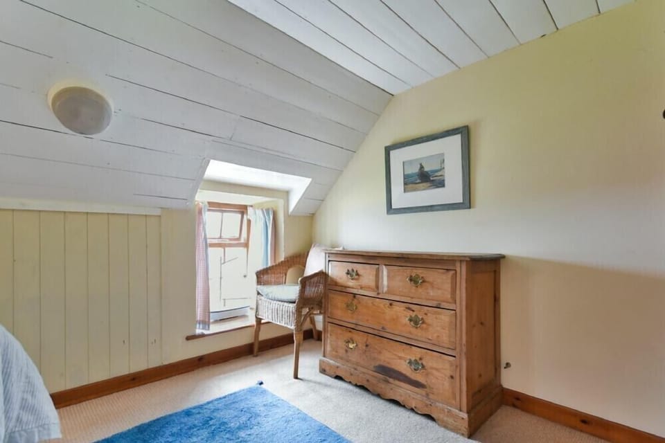 3 bedrooms, individually decorated, individually furnished, free WiFi