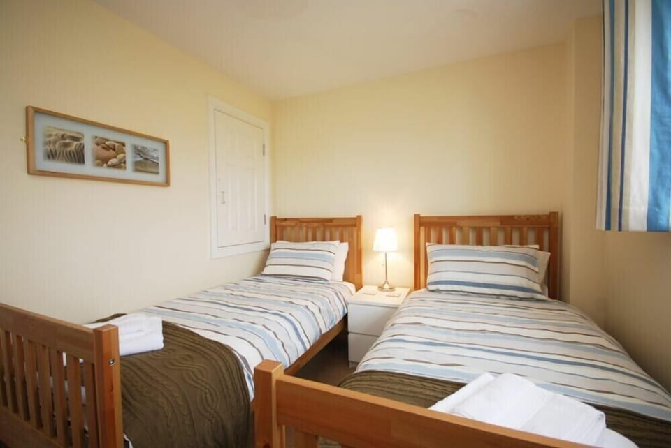 2 bedrooms, individually decorated, individually furnished, free WiFi