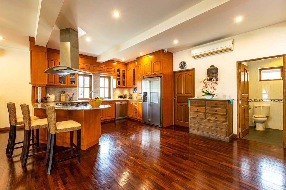 Deluxe Villa | Private kitchen