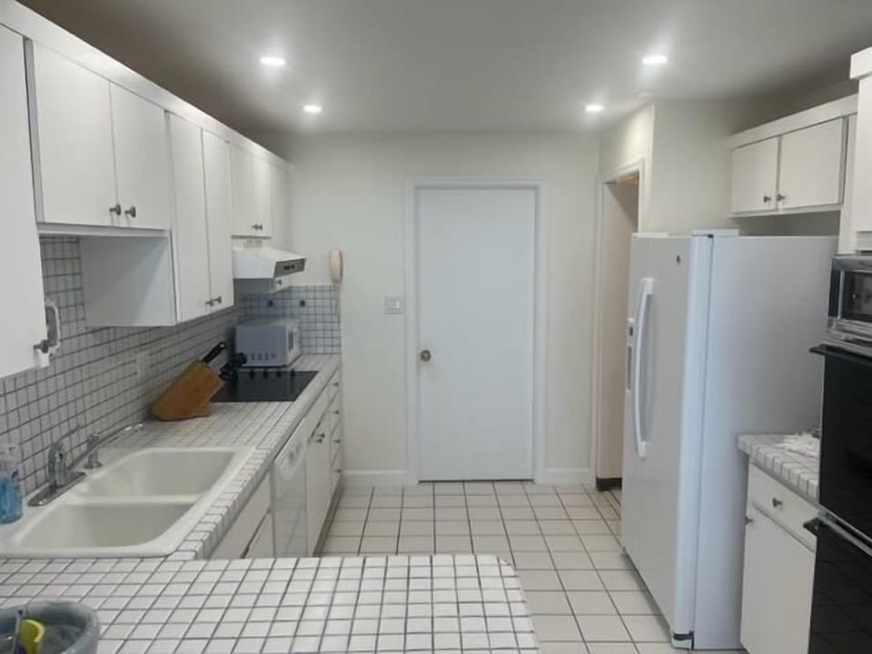 Equipped Kitchen