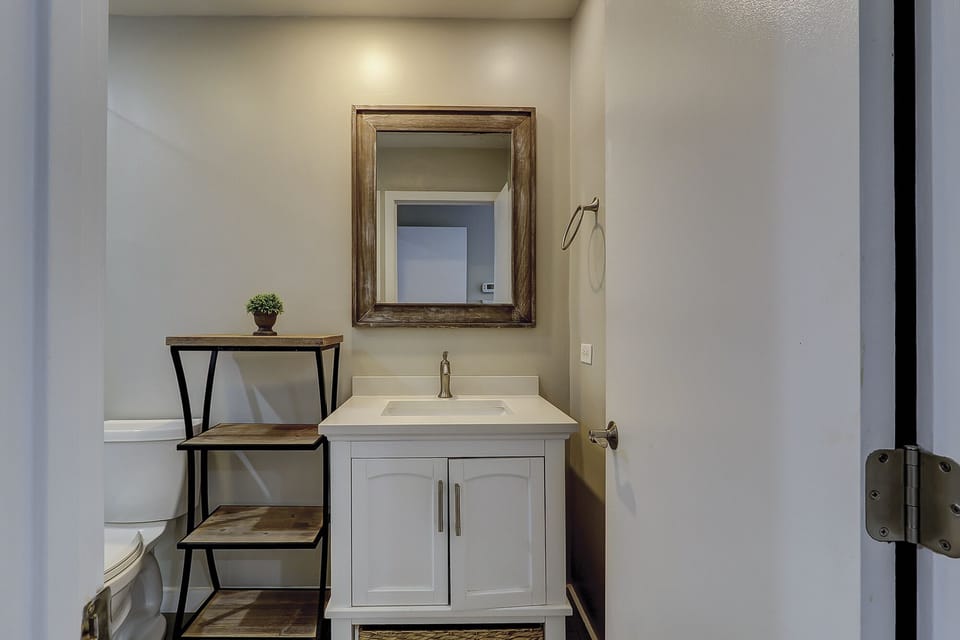 Main Bathroom