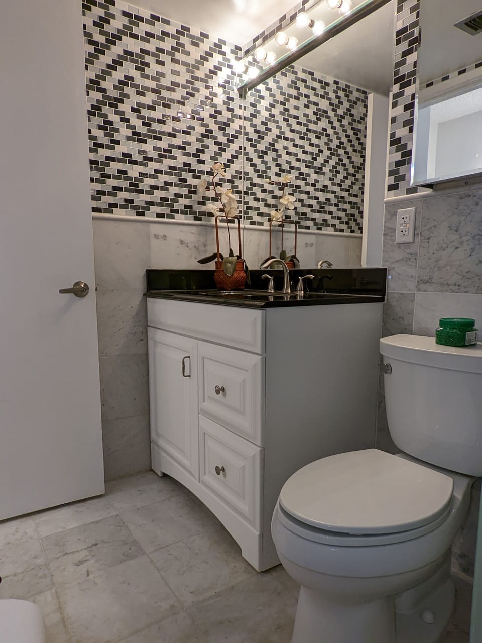 Full master bathroom