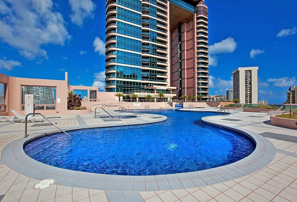 Pool at the Waikiki Landmark