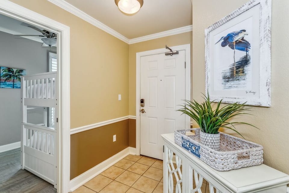 Beauty on the Beach - Entryway