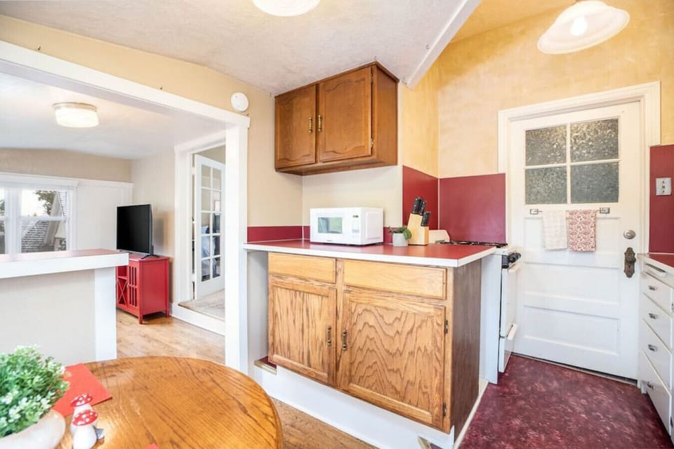 Kitchen area