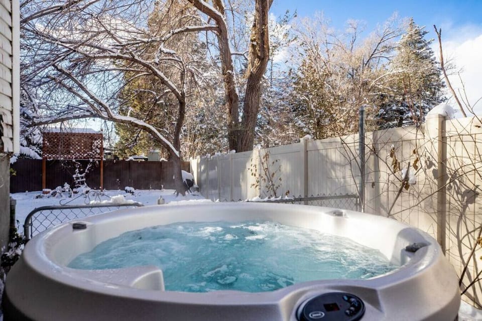 Hot tub