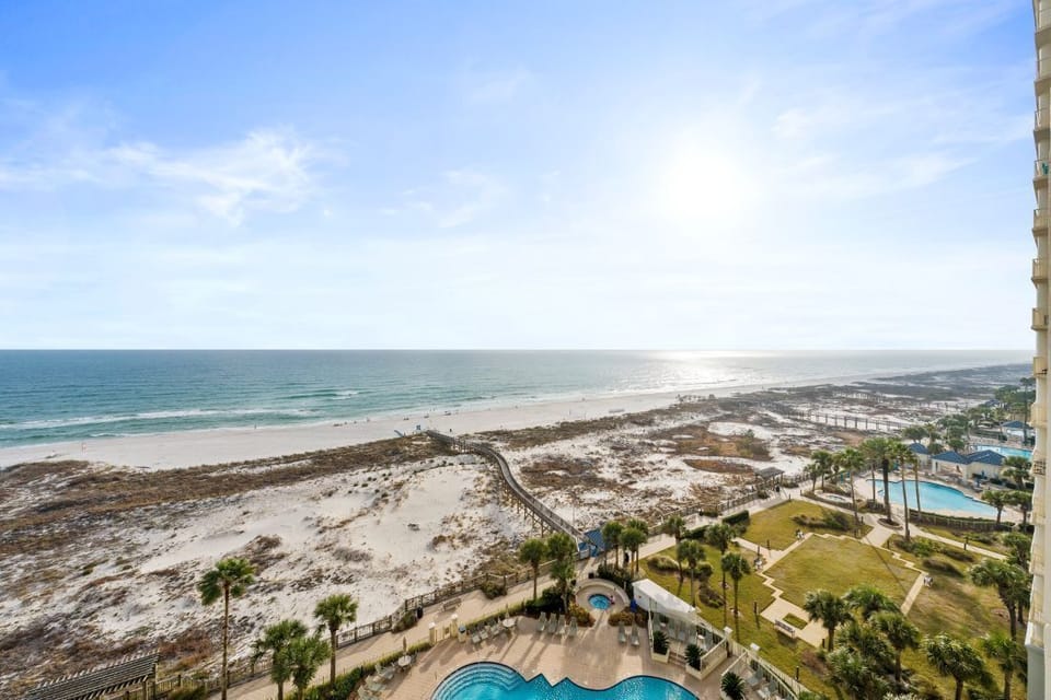 Beach Club 1007A View