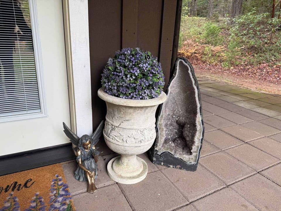 Detailed garden planter on Amethyst Suite entrance.