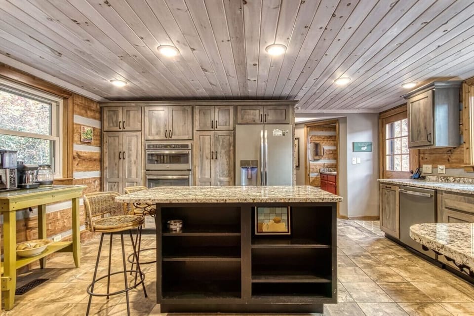 Kitchen Island